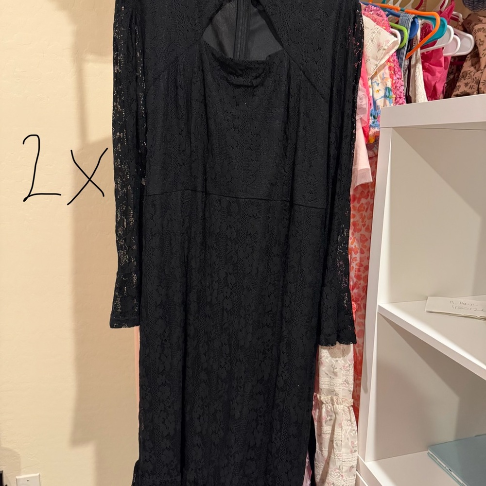 Ivy City Co Elegant Black Lace Dress - Picture 2 of 2